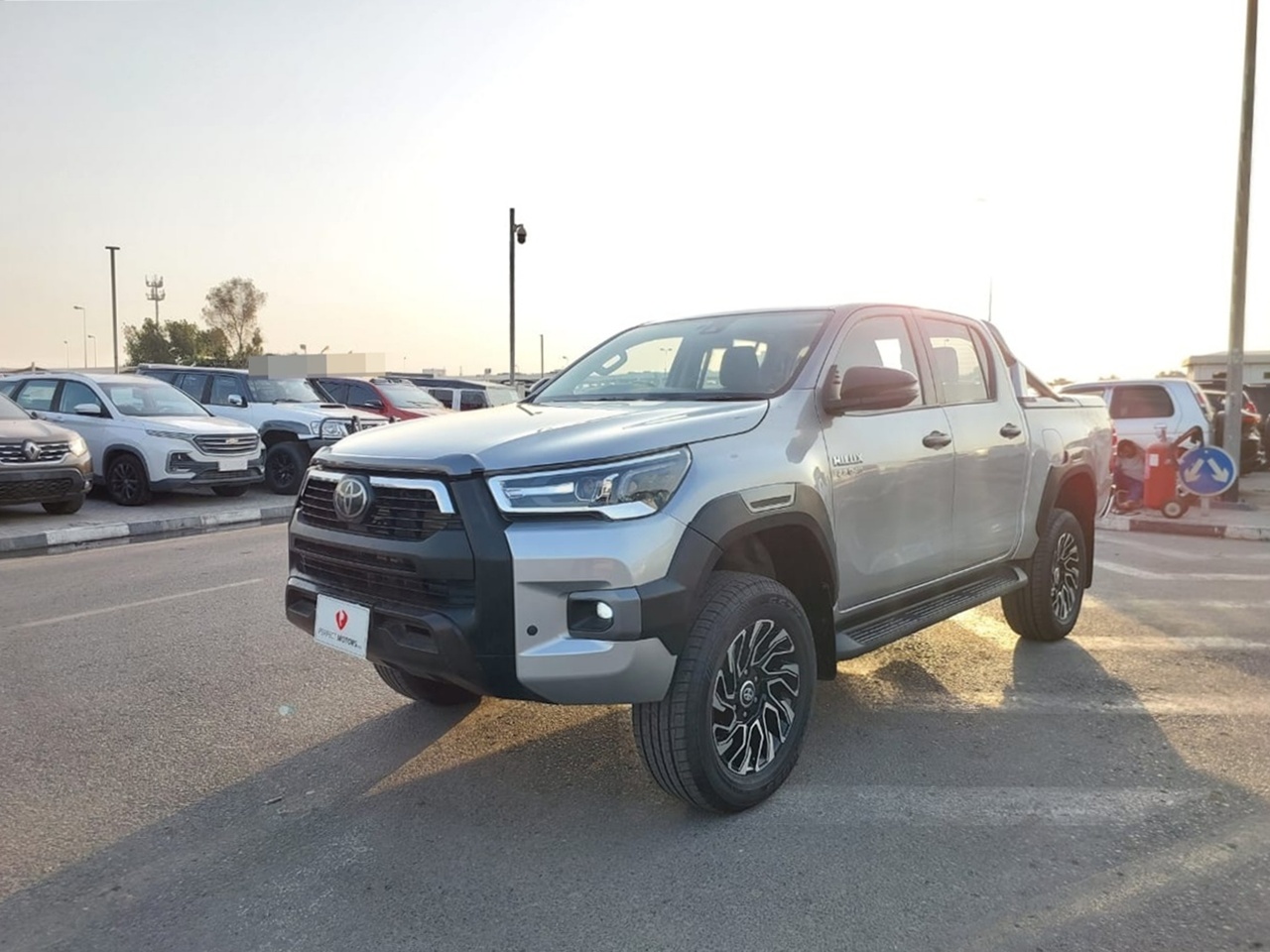 TOYOTA Hilux