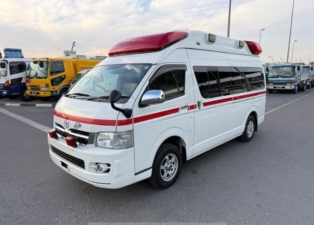 TOYOTA HIACE AMBULANCE