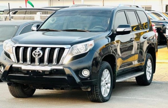 TOYOTA Land Cruiser Prado