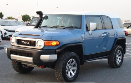 TOYOTA FJ CRUISER