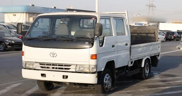 TOYOTA Dyna