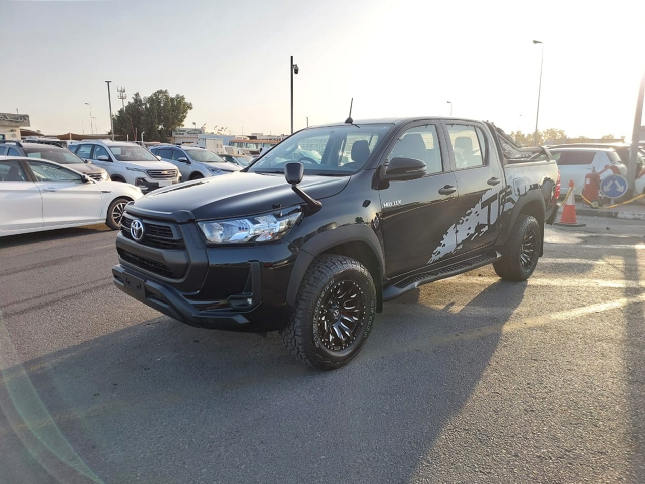 TOYOTA Hilux