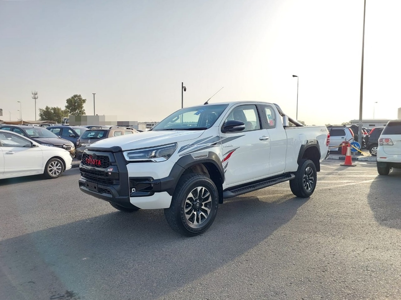 TOYOTA Hilux