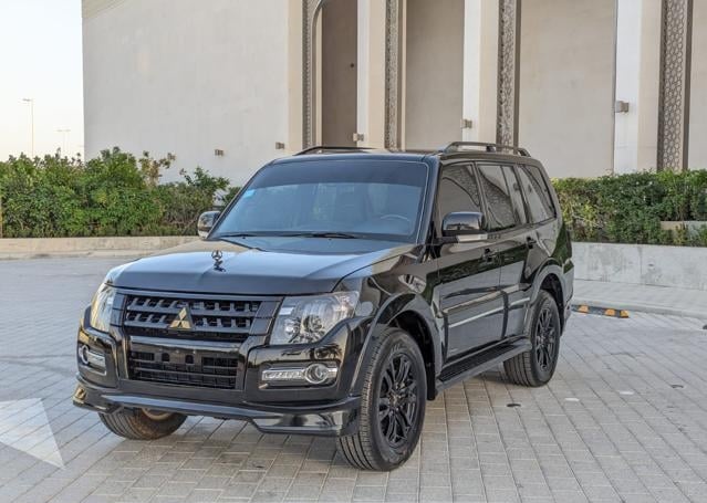 MITSUBISHI Pajero