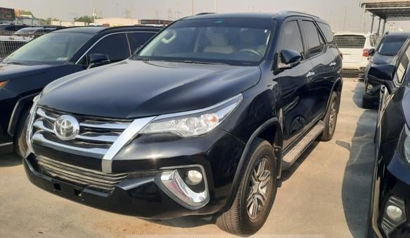 TOYOTA Fortuner