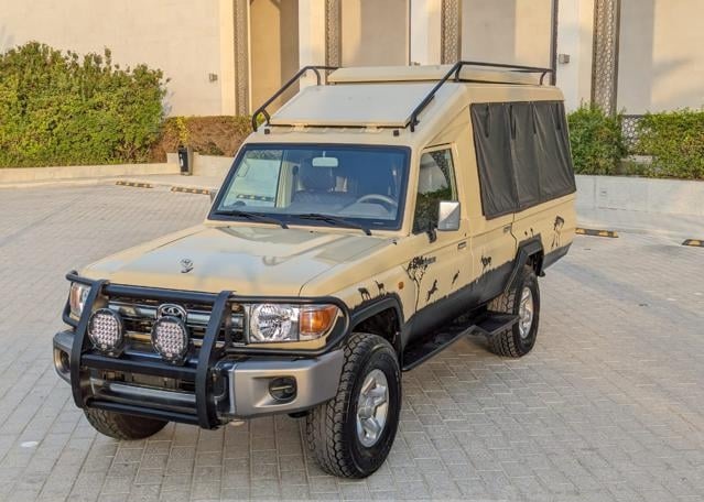 TOYOTA Land Cruiser